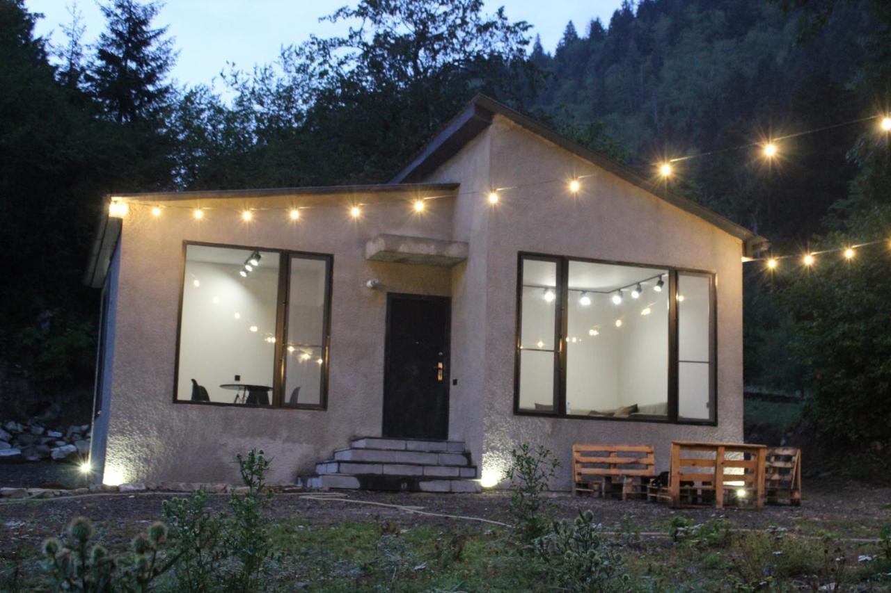 Cozy House In The Forest Borjomi Exterior photo