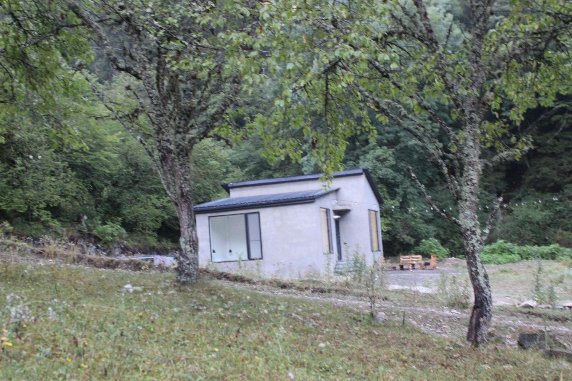 Cozy House In The Forest Borjomi Exterior photo